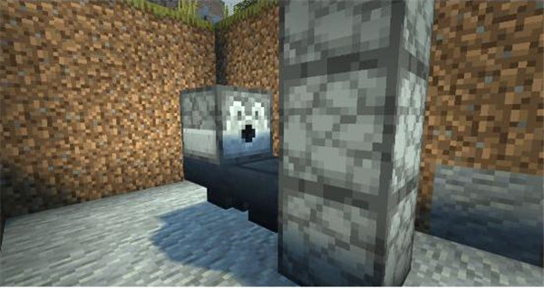 What are the steps to create an automatic water dispenser in the Minecraft game