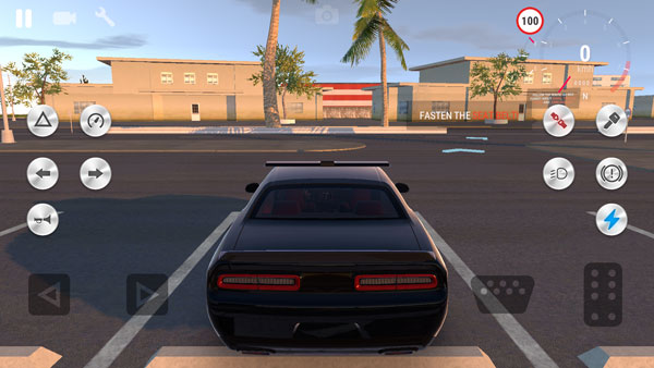 Be sure to take advantage of the essential tips for beginners in the Driving School simulation